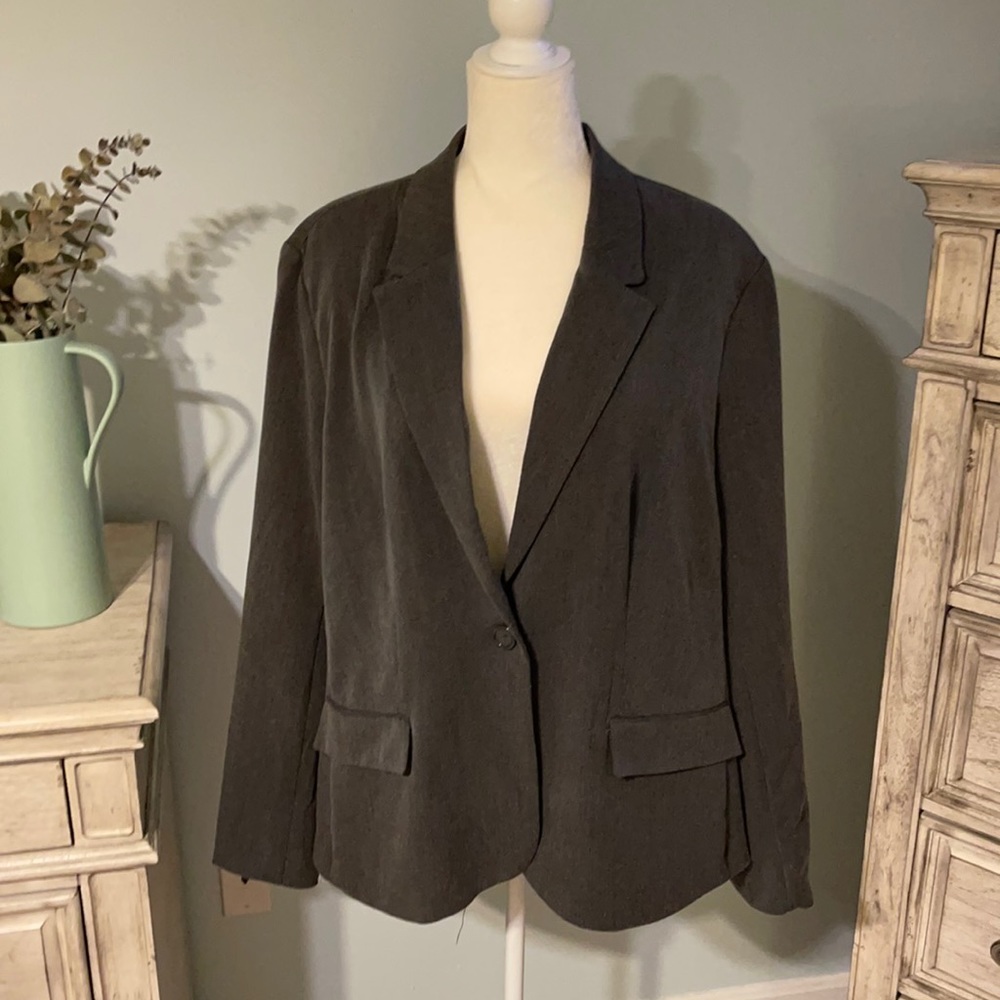 Grey blazer
